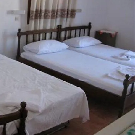 Dorothea - Self-catering Aparthotel 2*